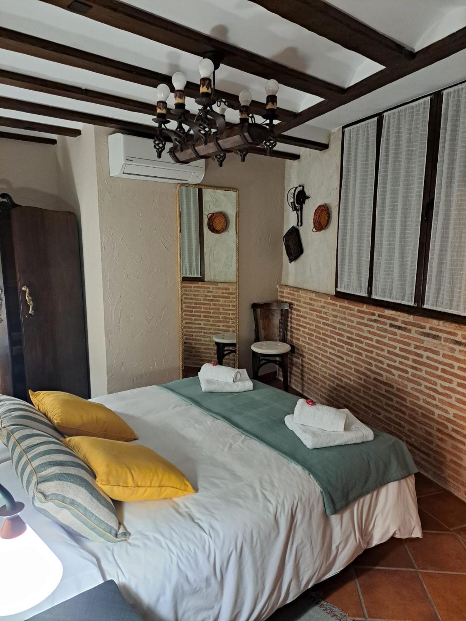 Casa Rural La Bodega, Ofrece Cata De Vino Gratis Орче Экстерьер фото