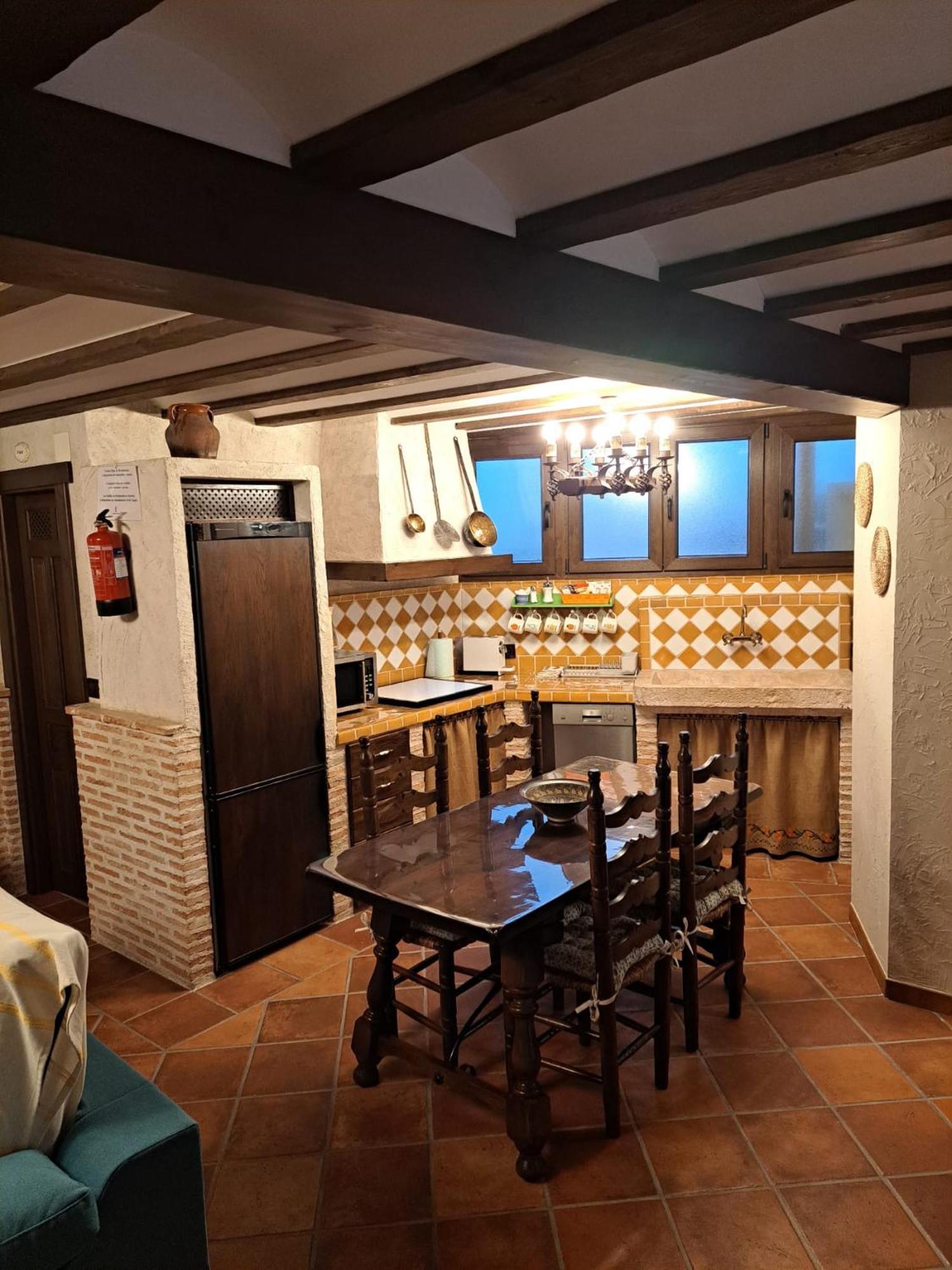 Casa Rural La Bodega, Ofrece Cata De Vino Gratis Орче Экстерьер фото