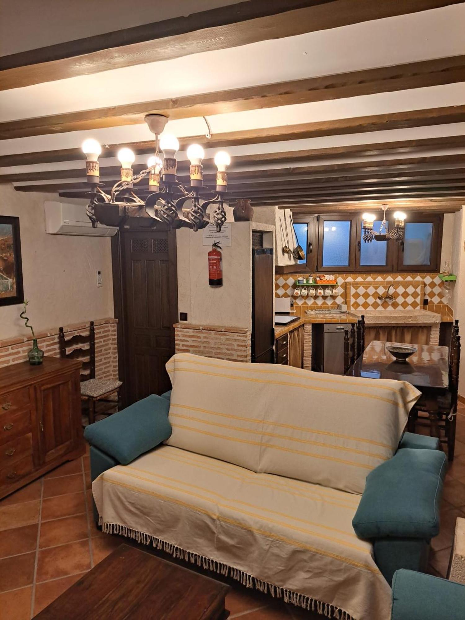 Casa Rural La Bodega, Ofrece Cata De Vino Gratis Орче Экстерьер фото